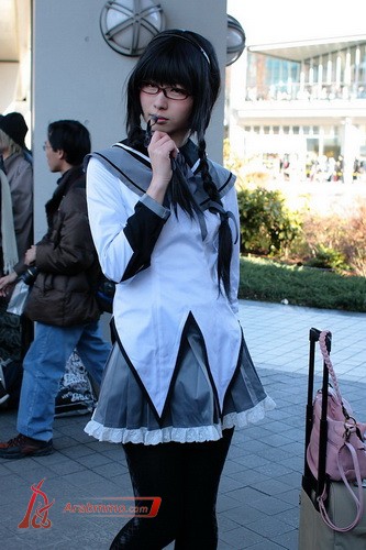 الفتيات الجميلة المضحكة